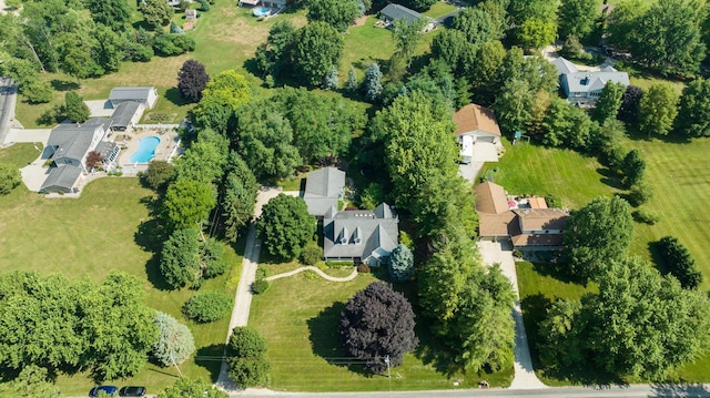 1395 E 75 N, Lagrange, IN 46761 - aerial view of a pool