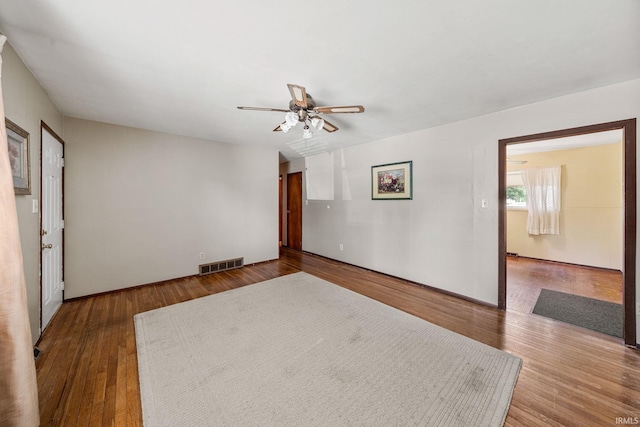 1212 Michigan Ave, Mishawaka, IN 46544 - unfurnished room with ceiling fan and wood finished floors