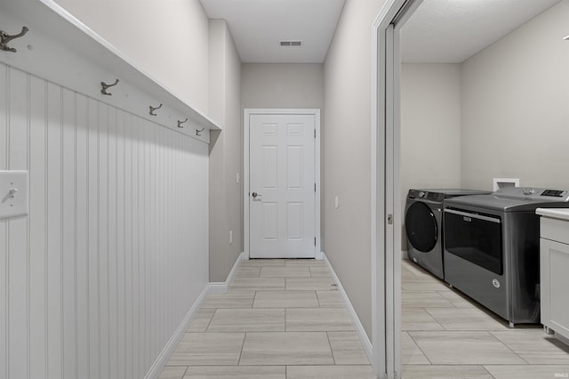 1159 Chesapeake Pointe Dr, Lafayette, IN 47909 - laundry area with independent washer and dryer and baseboards