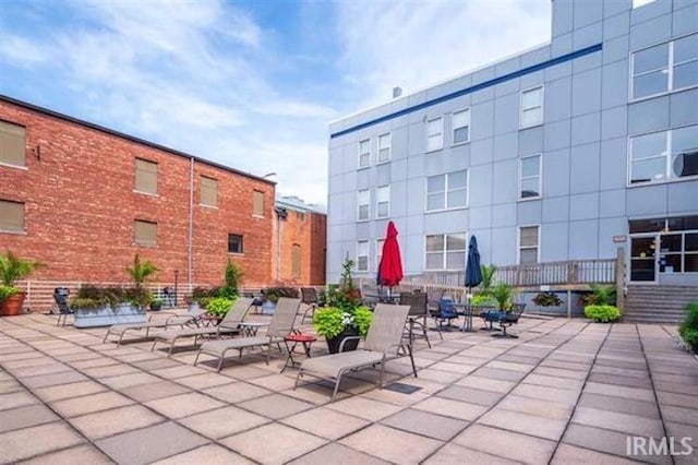 112 W Washington Blvd Unit 232, Fort Wayne, IN 46802 - view of patio