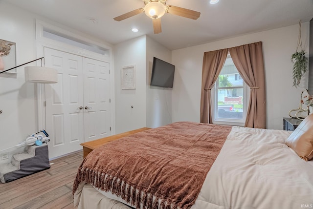 21 Noble St, Wabash, IN 46992 - bedroom featuring light wood-style flooring, recessed lighting, a closet, and a ceiling fan