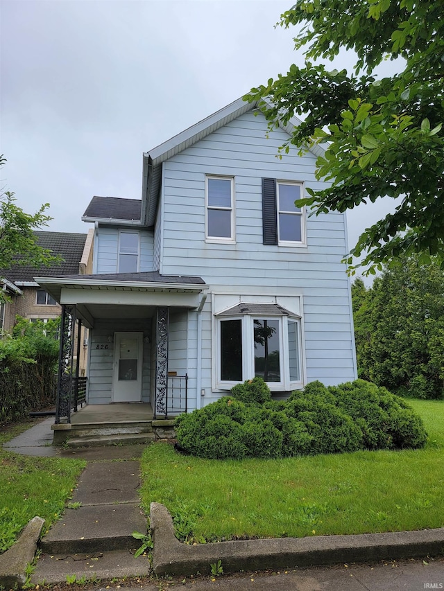 826 E Jefferson Blvd, Fort Wayne, IN 46803 - traditional-style house with covered porch