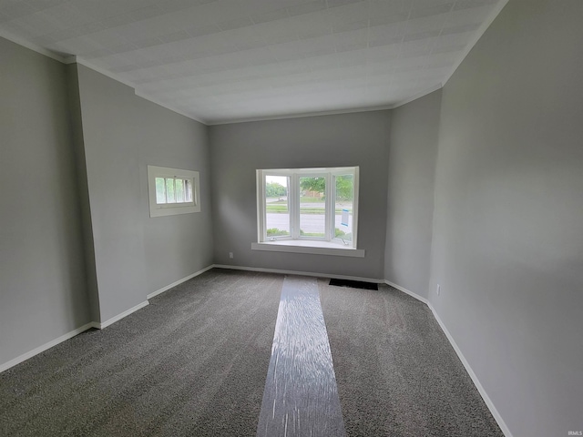 826 E Jefferson Blvd, Fort Wayne, IN 46803 - empty room featuring carpet floors, baseboards, and ornamental molding