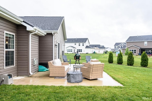 12475 Speranza Dr, Fort Wayne, IN 46818 - view of patio featuring a residential view and an outdoor living space