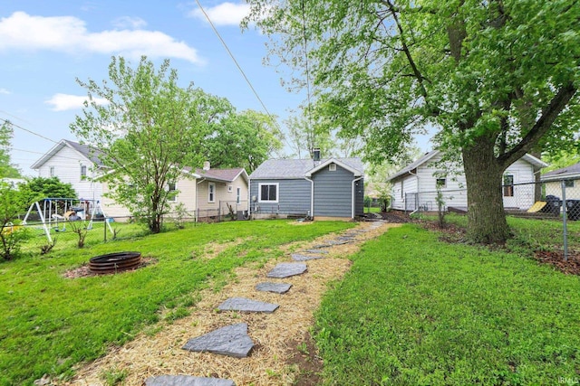 1510 W 4th St, Fort Wayne, IN 46808 - view of yard featuring an outdoor fire pit