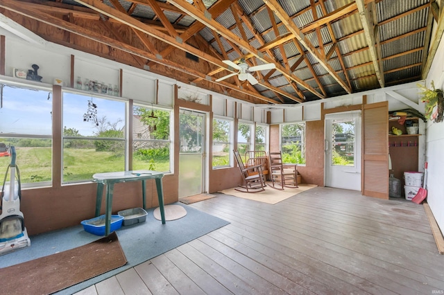 5668 E 500 S, Lynn, IN 47355 - sunroom featuring a ceiling fan and lofted ceiling