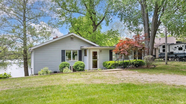9465 E 1000 N, Syracuse, IN 46567 - view of front of house with a front yard