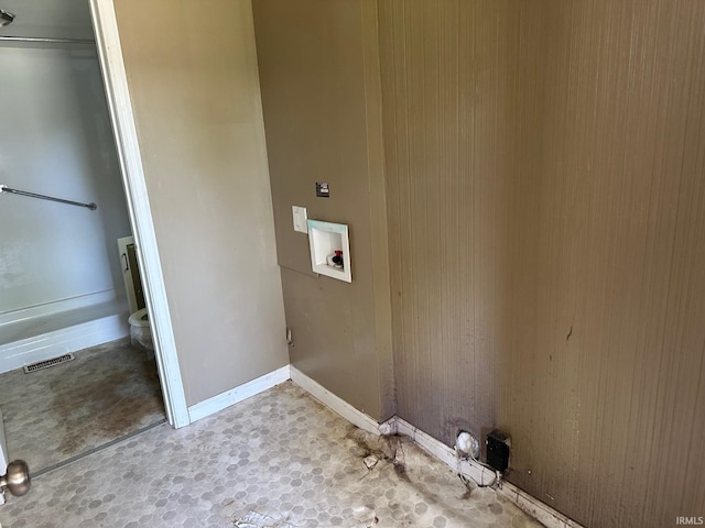 2118 Homewood Ave, Mishawaka, IN 46544 - laundry room with washer hookup and baseboards