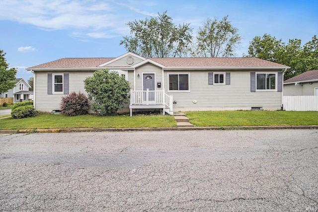 724 E Mishawaka Ave, Mishawaka, IN 46545 - ranch-style home with roof with shingles and crawl space