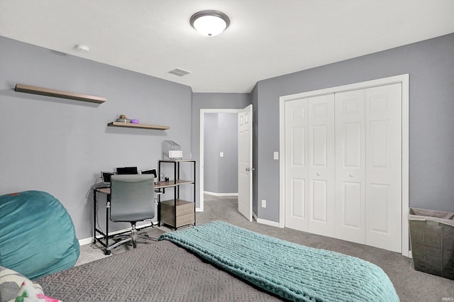 7228 W Mustang Dr, Ellettsville, IN 47429 - carpeted bedroom with a closet and baseboards