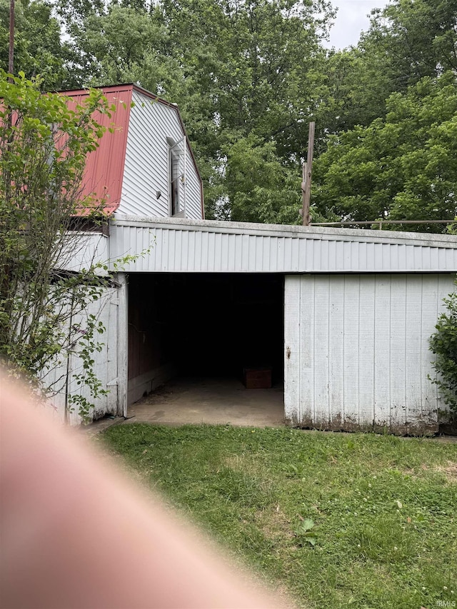 10522 Saint Wendel Rd, Evansville, IN 47720 - view of outbuilding