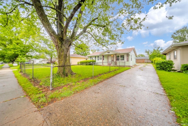 2726 Apache Dr, Anderson, IN 46012 - bungalow-style house featuring concrete driveway