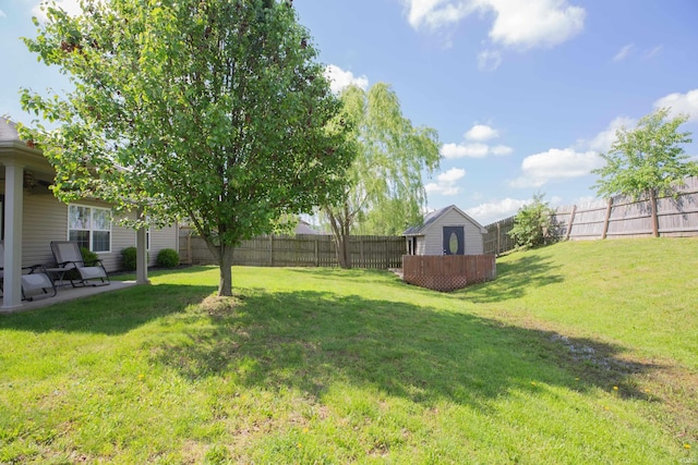12908 Mattison Ct, Evansville, IN 47725 - view of yard with a patio area
