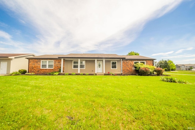 6863 W Jennifer Ct, Greenfield, IN 46140 - single story home featuring brick siding and a front lawn