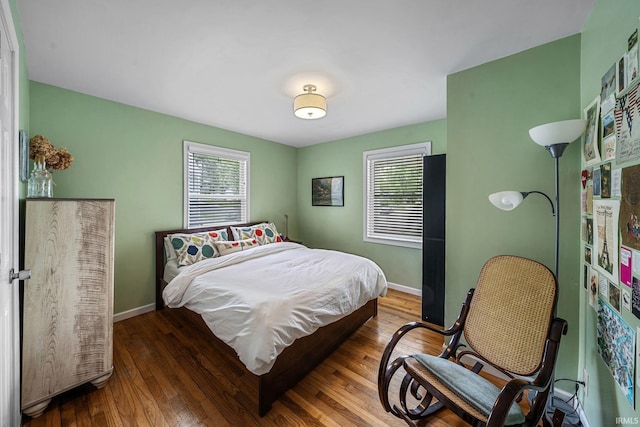 1905 Inglewood Pl, South Bend, IN 46616 - bedroom featuring wood finished floors and baseboards