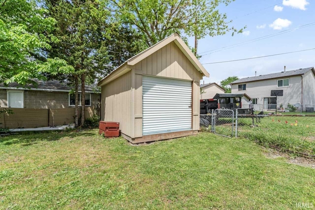2320 Rogers St, Lafayette, IN 47905 - garage featuring a gate