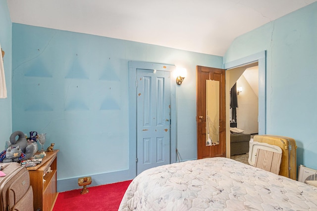 222 Queen St, Goshen, IN 46528 - bedroom featuring a closet