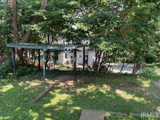 2725 Marion Ave, Evansville, IN 47712 - view of green lawn