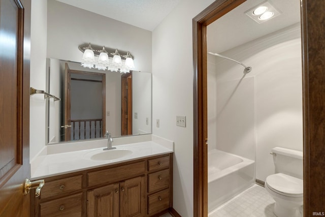 2711 Spring Creek Dr, Fort Wayne, IN 46808 - bathroom featuring toilet,  shower combination, vanity, and baseboards