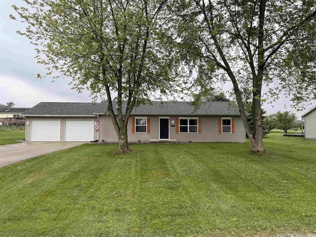 37 Ems D22A Ln, Syracuse, IN 46567 - ranch-style home with a garage, driveway, and a front lawn