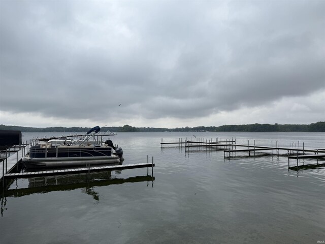 37 Ems D22A Ln, Syracuse, IN 46567 - dock area featuring a water view