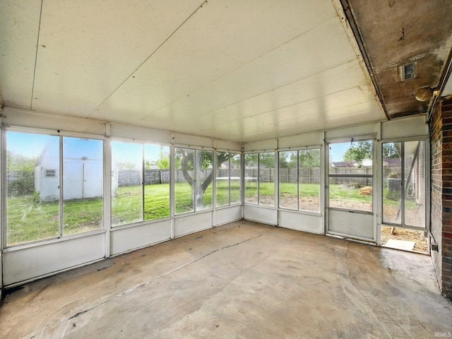 5200 N Leslie Dr, Muncie, IN 47304 - view of unfurnished sunroom