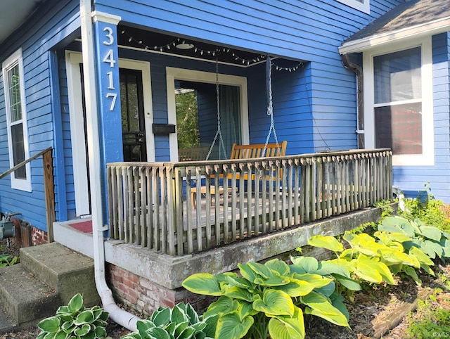3417 Parkway S Dr, Indianapolis, IN 46201 - doorway to property featuring a porch