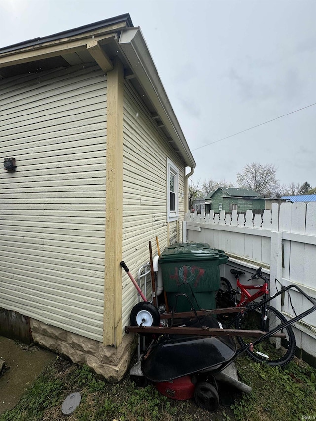 417 S Elliott St, Muncie, IN 47305 - view of home's exterior