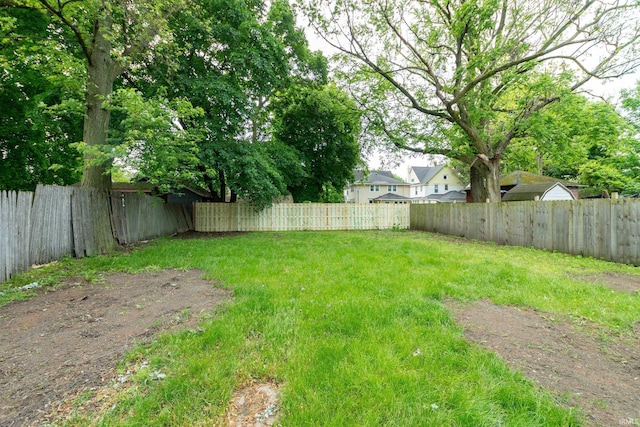 515 W Crawford St, Elkhart, IN 46514 - view of fenced backyard
