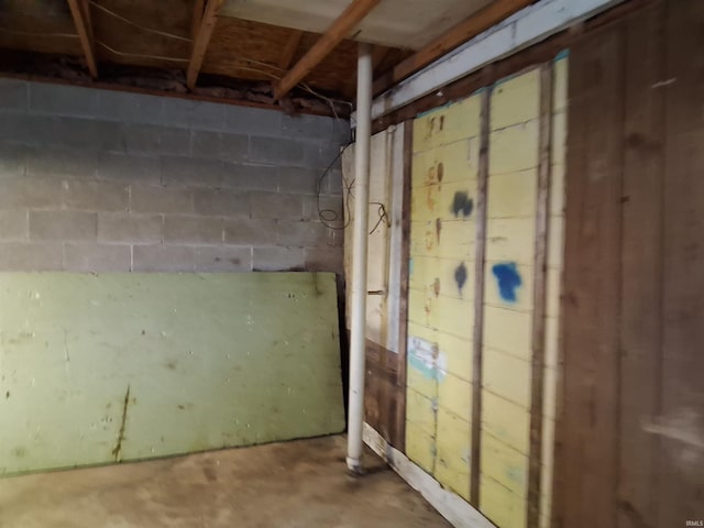 6386 E US Highway 50, Montgomery, IN 47558 - unfinished below grade area with concrete block wall