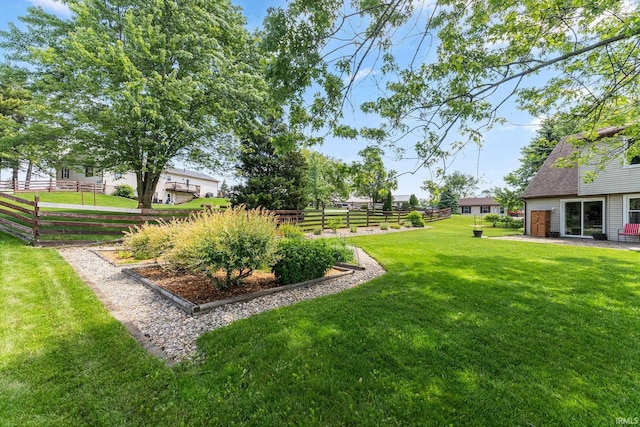 8809 Newberry Dr, Fort Wayne, IN 46825 - view of yard