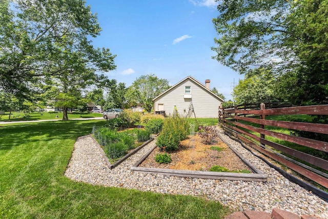 8809 Newberry Dr, Fort Wayne, IN 46825 - view of yard featuring a garden