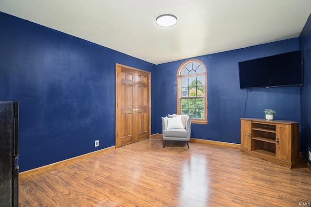 51178 Ashley Dr, Granger, IN 46530 - sitting room featuring wood finished floors and baseboards