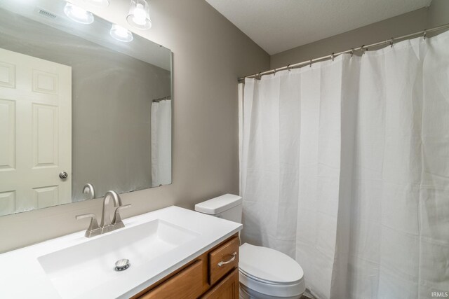 3827 Winter Raven Trl, Fort Wayne, IN 46818 - full bath with vanity and toilet