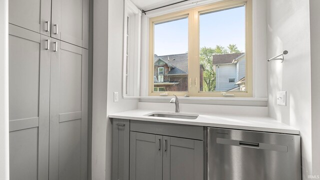 524 Byron St, Huntington, IN 46750 - bar featuring a sink and dishwasher