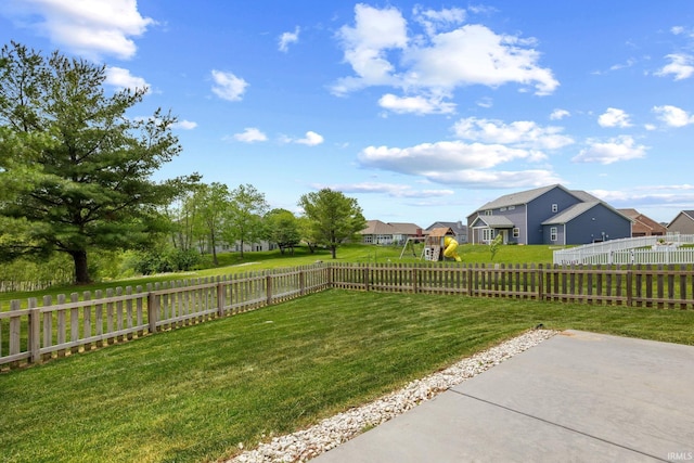 4300 Lithophone Ct, West Lafayette, IN 47906 - view of yard featuring a residential view