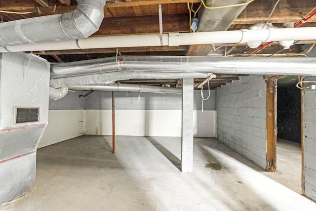 110 N Sheridan St, Kendallville, IN 46755 - view of unfinished below grade area