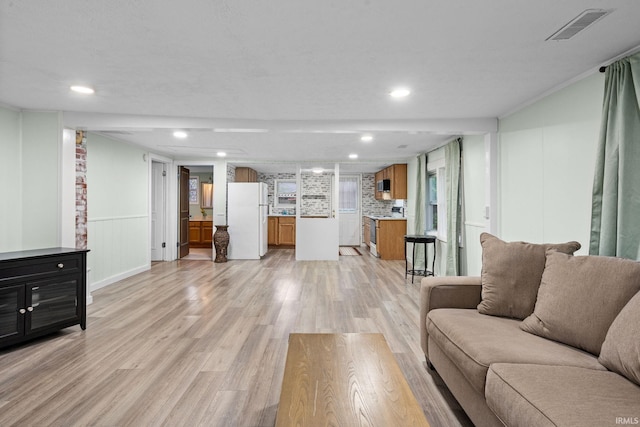 1310 Oak Ave, Lafayette, IN 47905 - living area featuring light wood finished floors and recessed lighting
