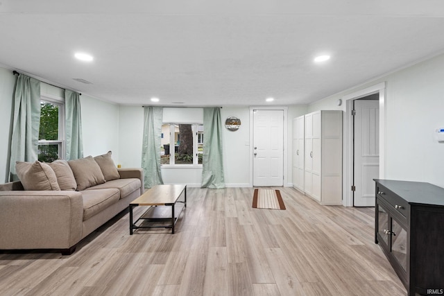 1310 Oak Ave, Lafayette, IN 47905 - living room featuring recessed lighting, light wood-style floors, and baseboards