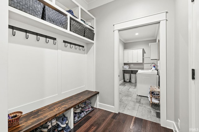 5847 Augusta Blvd, West Lafayette, IN 47906 - mudroom featuring wood finished floors, crown molding, a sink, baseboards, and washer / dryer