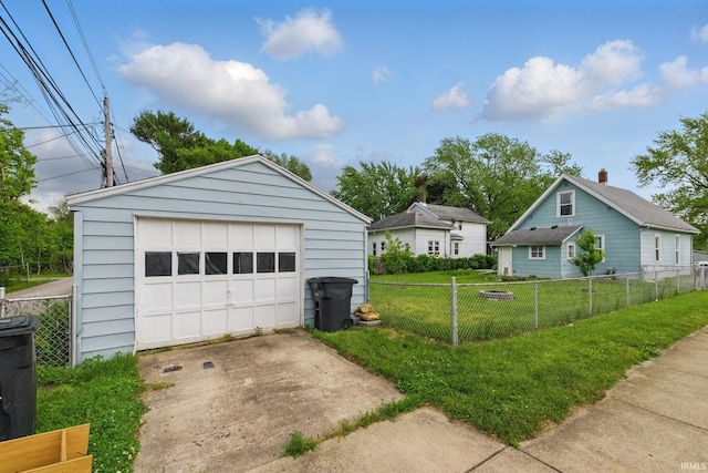 2000 Vinton St, Lafayette, IN 47904 - detached garage featuring concrete driveway