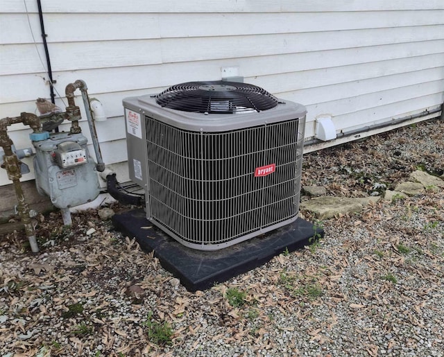 42 W Lakeside Dr, North Manchester, IN 46962 - exterior view of central AC unit and gas meter