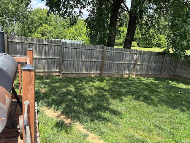 1264 W Greenbriar Dr, Washington, IN 47501 - view of yard
