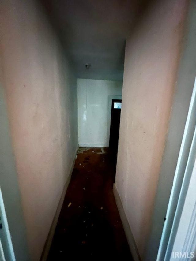 718 E Lewis St, Fort Wayne, IN 46802 - view of hall