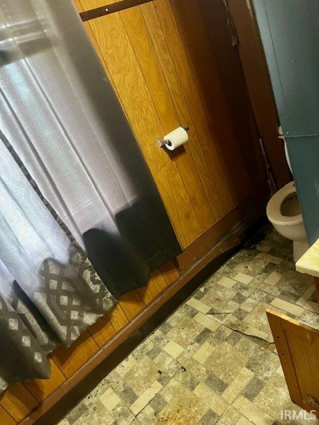 718 E Lewis St, Fort Wayne, IN 46802 - bathroom view of toilet and tile patterned floors
