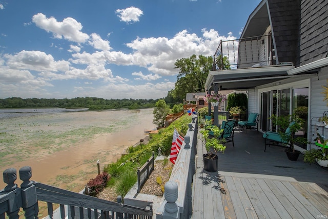 536 Garfield St, Osceola, IN 46561 - deck with a water view