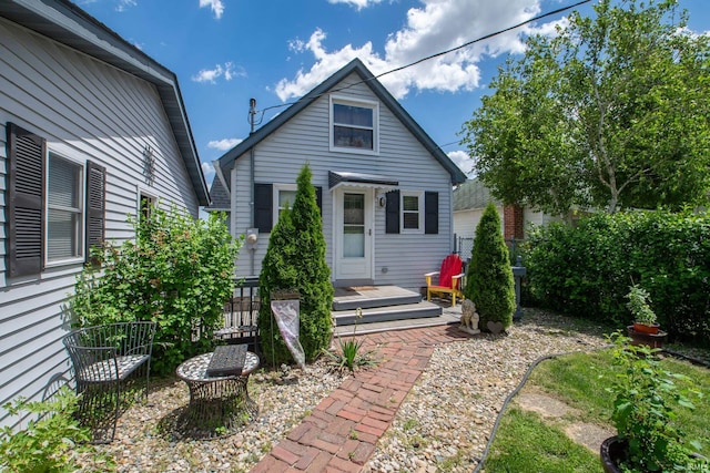 536 Garfield St, Osceola, IN 46561 - view of front of home