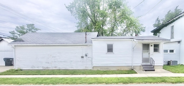 146 W Washington St, Parker City, IN 47368 - view of front of house with entry steps