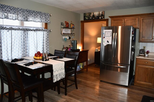 2329 Glenwood Ave, Fort Wayne, IN 46805 - dining area with dark wood-style floors