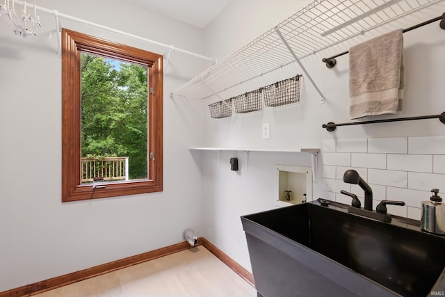 2814 Meadow Strm, Fort Wayne, IN 46825 - washroom with hookup for a washing machine and baseboards